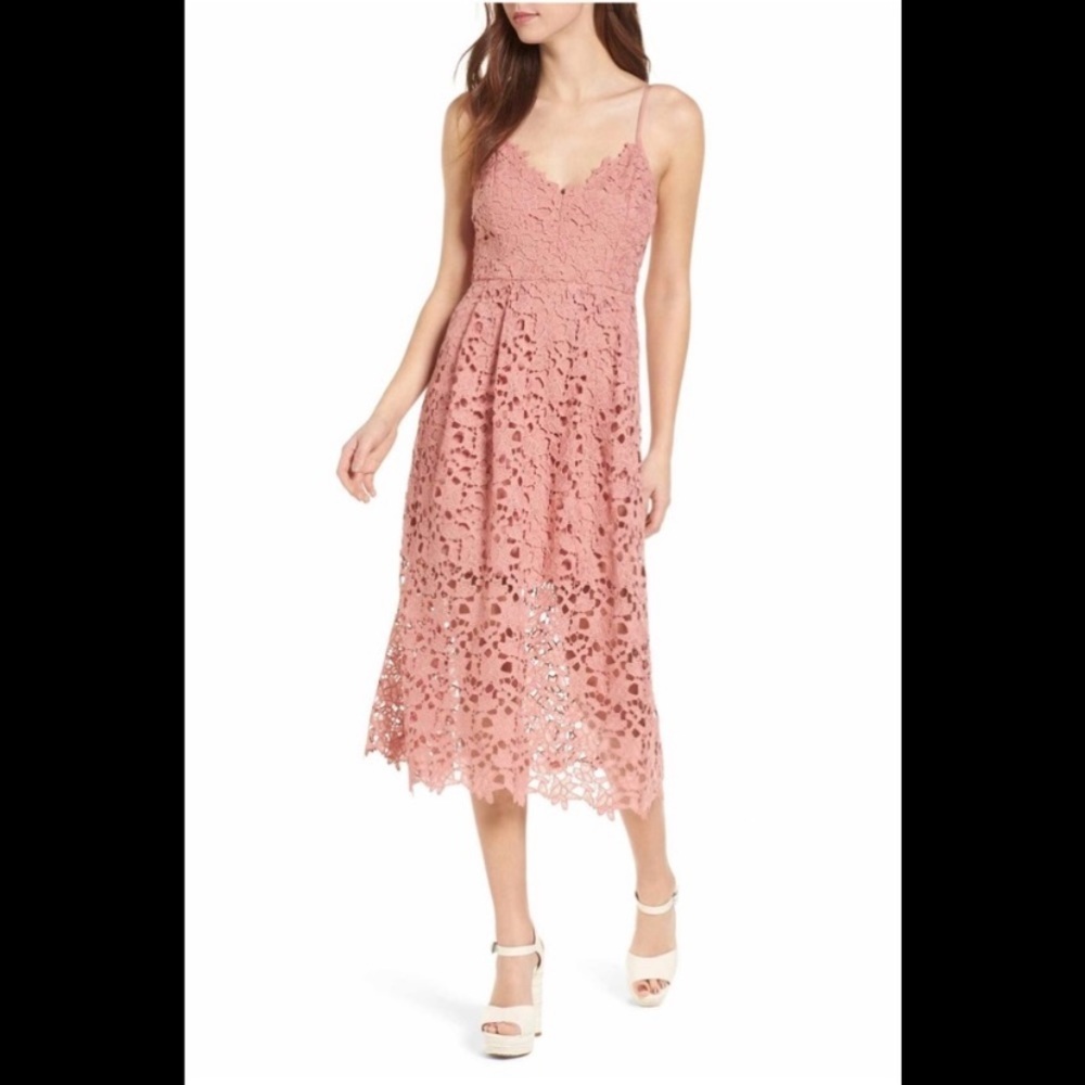 ASTR THE LABEL LACE MIDI DRESS NWT